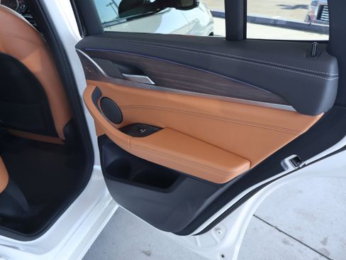 Used 2018 BMW X3 M40i w/ Premium Package image 36