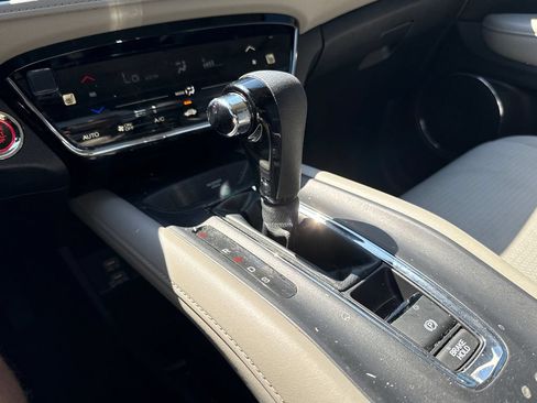 Used 2021 Honda HR-V EX image 24