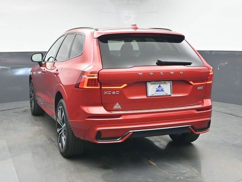 Used 2024 Volvo XC60 B5 Plus w/ Protection Package Premier image 7