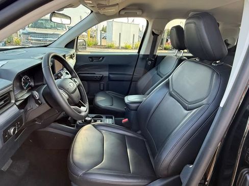 Used 2023 Ford Maverick Lariat w/ Lariat Luxury Package AWD/4WD image 7