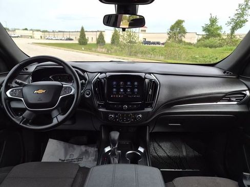 Used 2023 Chevrolet Traverse LT w/ LPO, Floor Liner Package AWD/4WD image 41