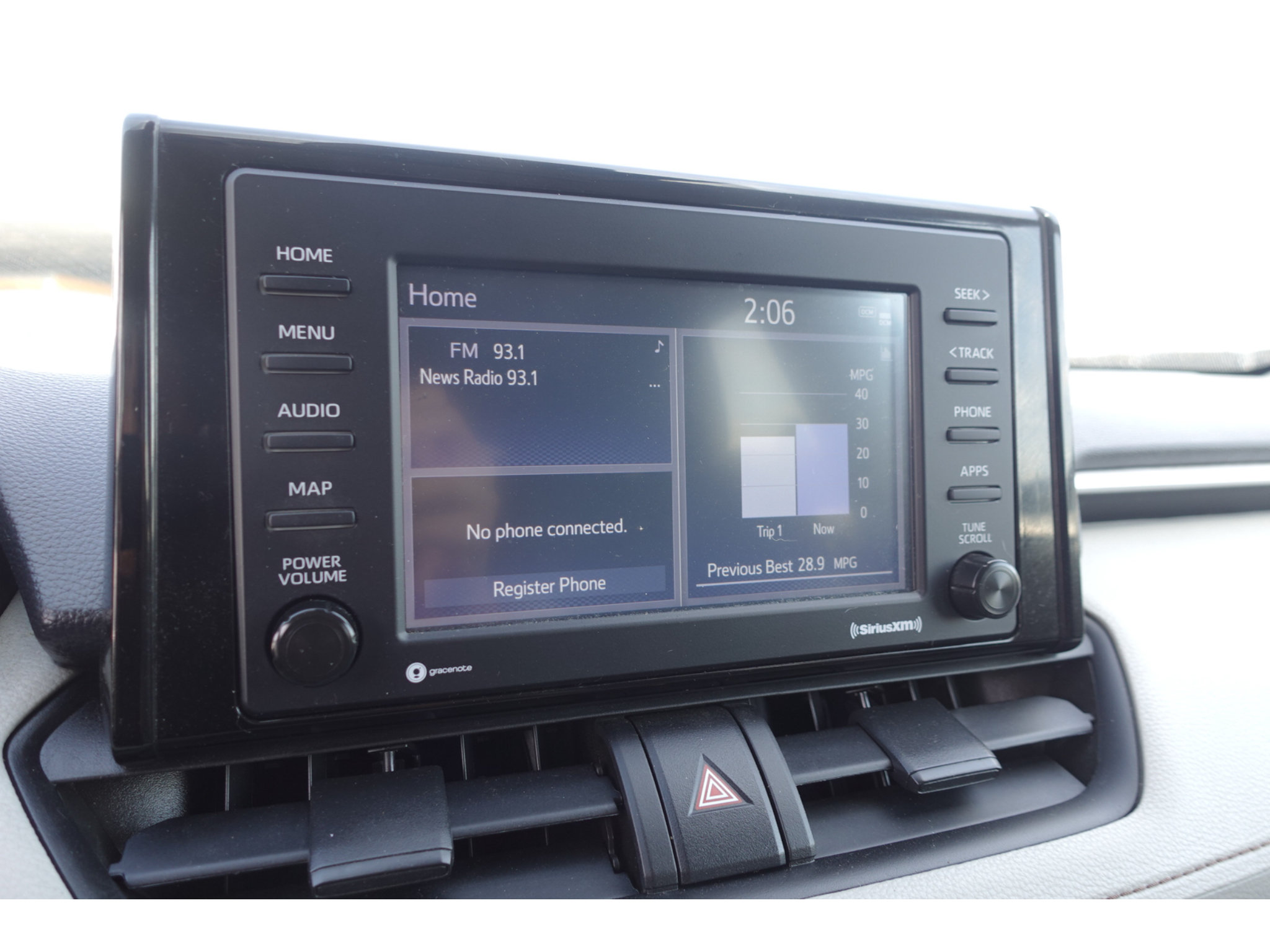Certified 2022 Toyota RAV4 XLE w/ XLE Grade Weather Package AWD/4WD image 17