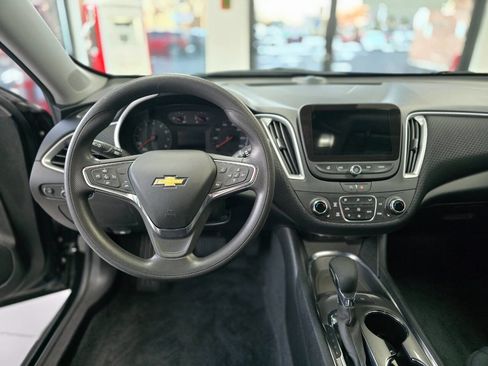 Used 2024 Chevrolet Malibu LT image 23
