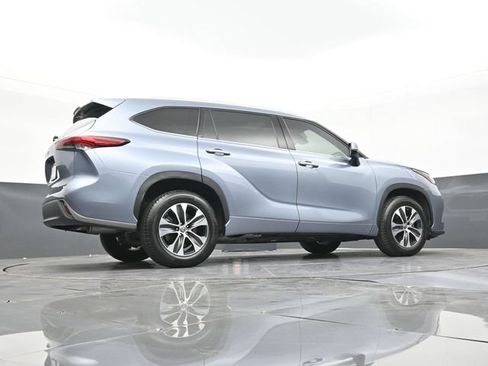 Used 2021 Toyota Highlander XLE FWD image 49