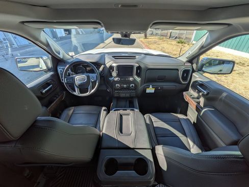 Used 2020 GMC Sierra 1500 Denali w/ Denali Ultimate Package AWD/4WD image 10