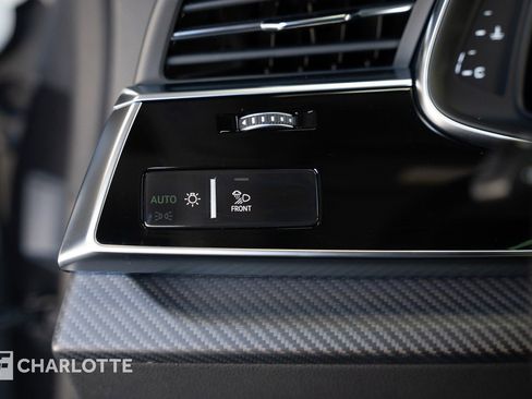 Used 2025 Audi RS Q8 performance image 20