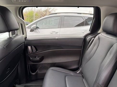 Certified 2026 Kia Carnival SX Prestige image 6