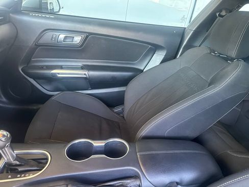Used 2021 Ford Mustang GT RWD image 14