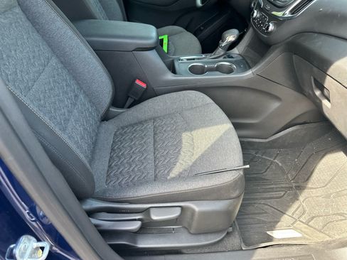 Used 2023 Chevrolet Equinox LT FWD image 6