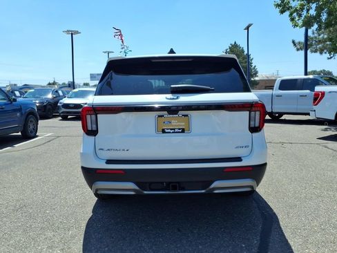 Used 2025 Ford Explorer Platinum w/ LUX Leather Package AWD/4WD image 8