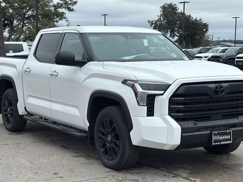 New 2026 Toyota Tundra SR5 image 9