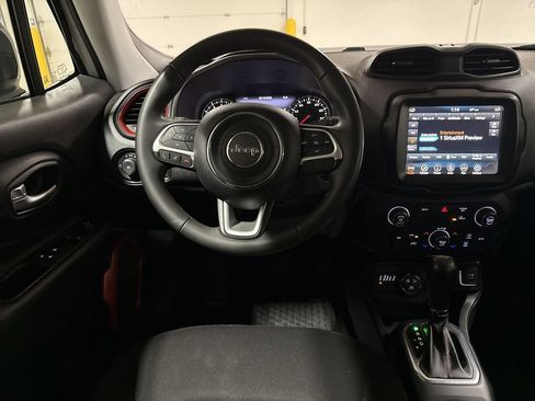 Used 2023 Jeep Renegade Trailhawk AWD/4WD image 11