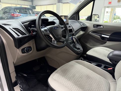 Used 2020 Ford Transit Connect XLT FWD image 16