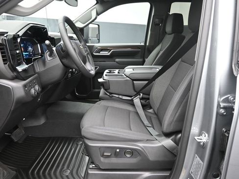 New 2026 Chevrolet Silverado 2500 LT w/ Convenience Package AWD/4WD image 13