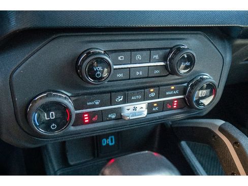 Used 2023 Ford Bronco Outer Banks w/ Sasquatch Package AWD/4WD image 24