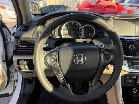 Used 2015 Honda Accord EX-L image 12