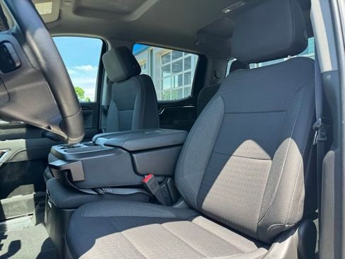 Used 2023 Chevrolet Silverado 1500 RST w/ Redline Edition AWD/4WD image 6