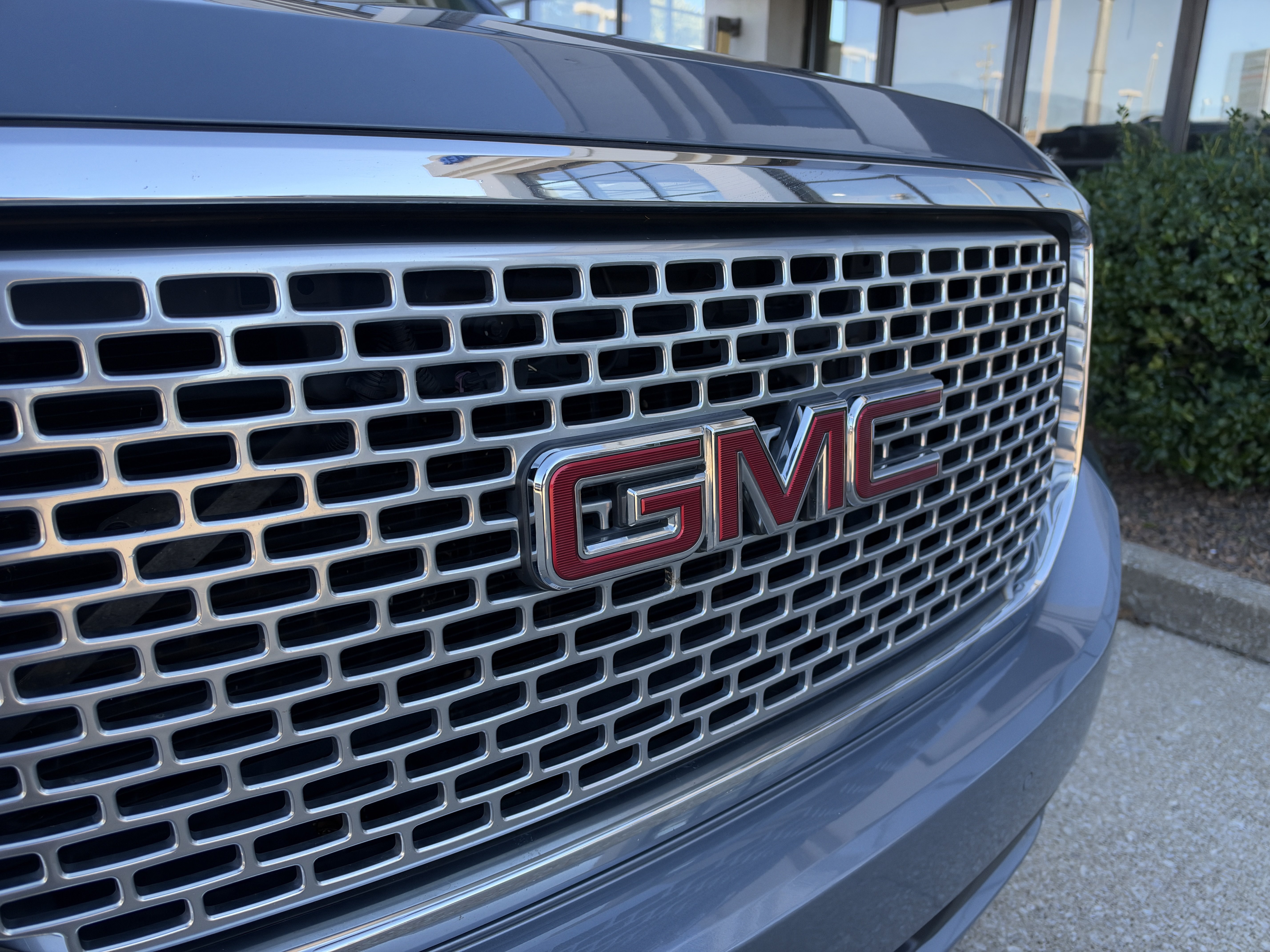 Used 2016 GMC Yukon Denali w/ Open Road Package AWD/4WD image 21