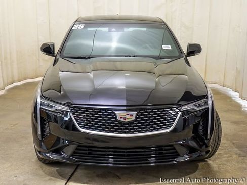 Used 2025 Cadillac CT4 Luxury AWD/4WD image 6