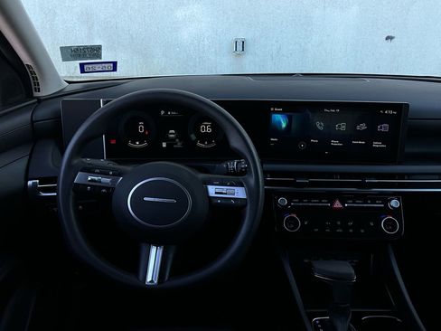 Used 2025 Hyundai Tucson SEL image 14