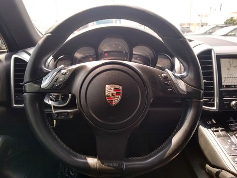 Used 2011 Porsche Cayenne image 17