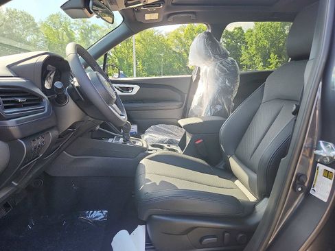 New 2025 Subaru Forester Limited image 6