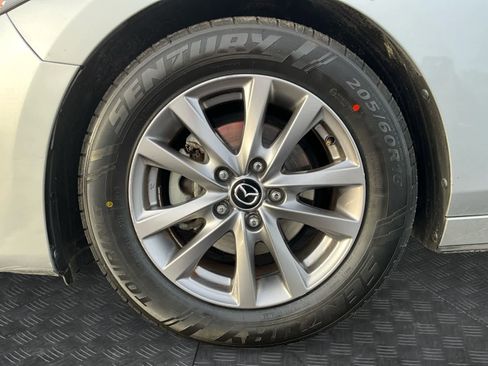 Used 2019 MAZDA MAZDA3 Sedan image 12