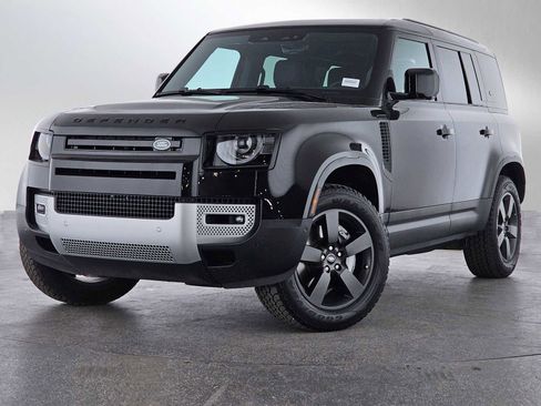 New 2024 Land Rover Defender 110 S image 1