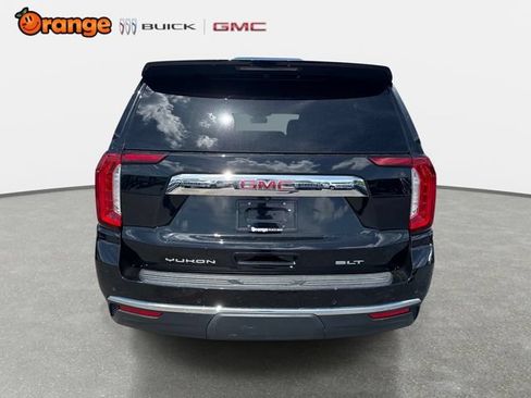 Used 2023 GMC Yukon XL SLT RWD image 4