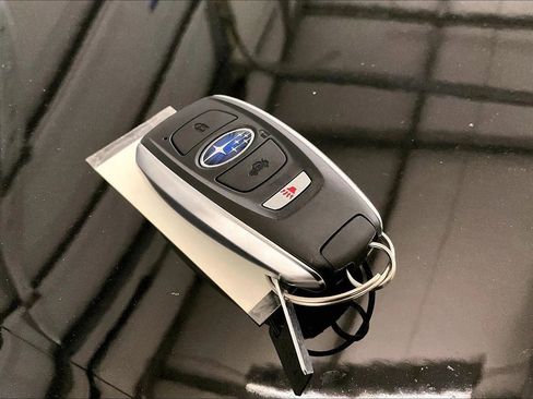 Used 2024 Subaru Legacy Limited image 9