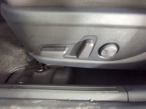 New 2026 Kia Seltos EX image 32