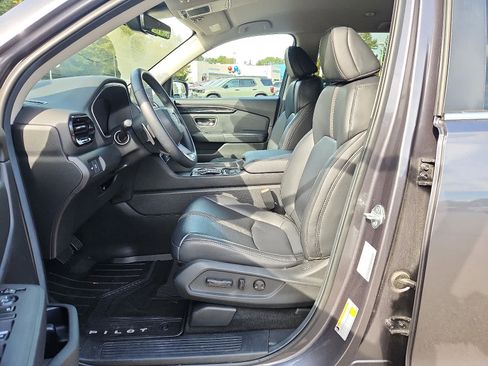 Certified 2025 Honda Pilot EX-L image 15