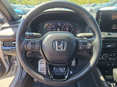 Used 2025 Honda Accord Sport image 26