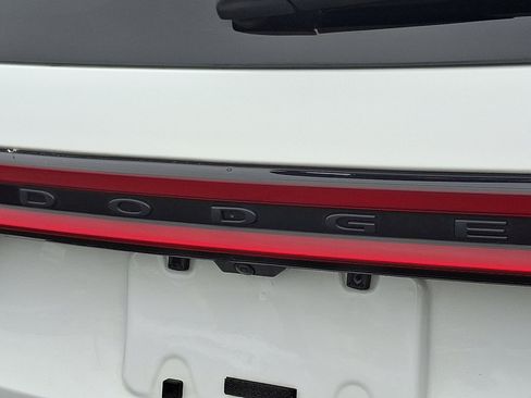 Used 2022 Dodge Durango SXT w/ Blacktop Package image 17