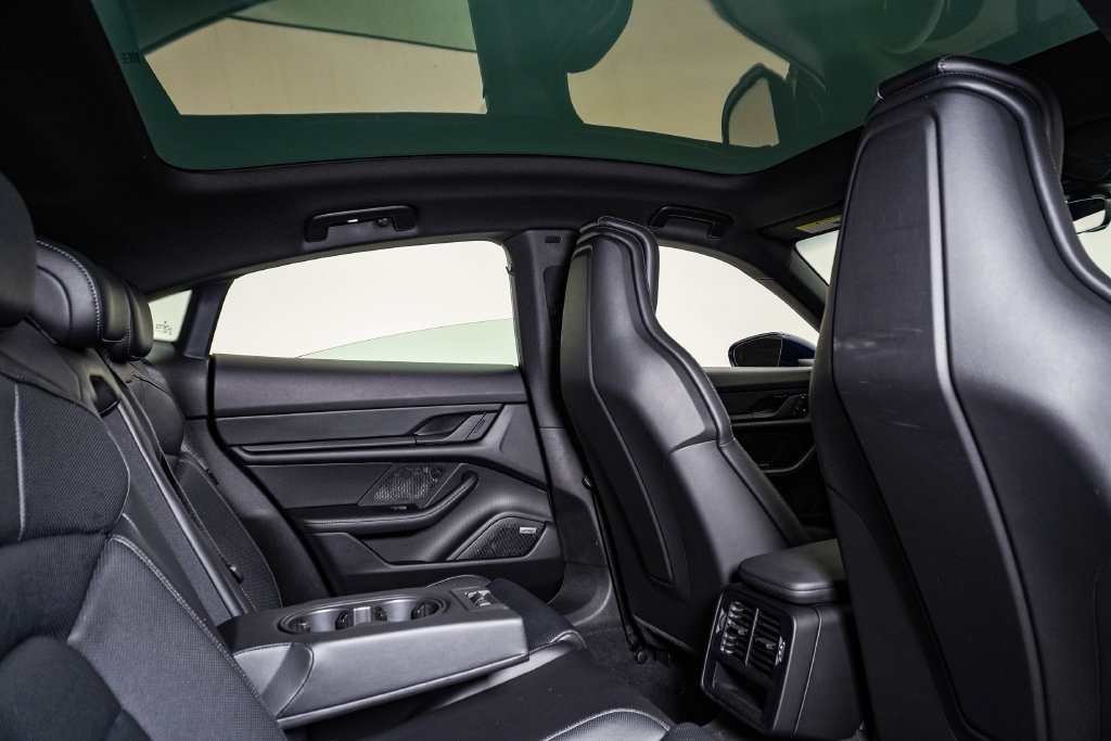 Certified 2025 Porsche Taycan AWD/4WD image 16