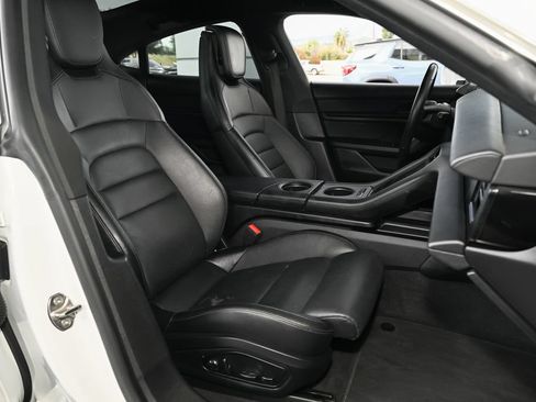 Used 2022 Porsche Taycan 4S AWD/4WD image 41
