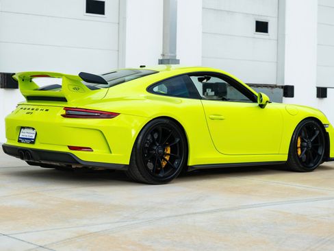 Used 2018 Porsche 911 GT3 RWD image 11