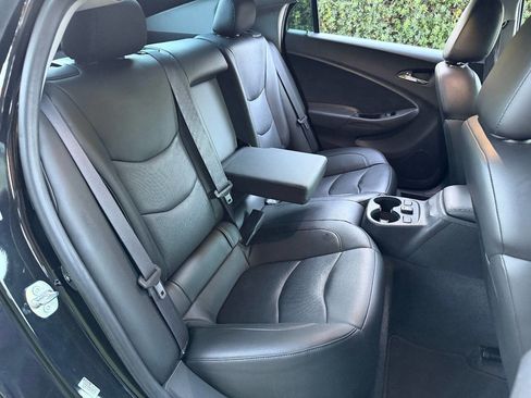 Used 2016 Chevrolet Volt Premier w/ Driver Confidence Package image 22