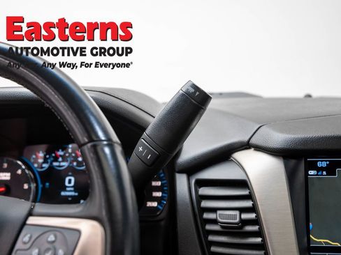 Used 2020 GMC Yukon Denali w/ Denali Ultimate Package AWD/4WD image 13