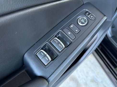 Used 2024 Honda Civic EX-L image 11