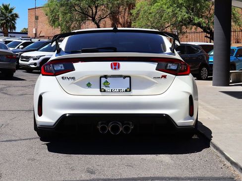 Used 2024 Honda Civic Type R image 12
