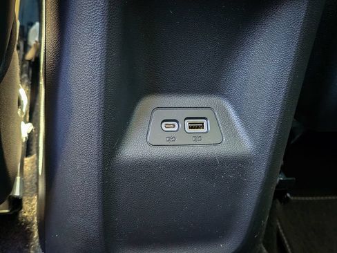 Used 2021 Buick Envision Preferred AWD/4WD image 33
