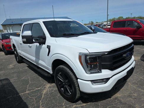 Used 2022 Ford F150 Lariat w/ Equipment Group 502A High AWD/4WD image 2