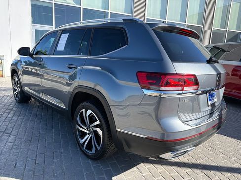 Certified 2023 Volkswagen Atlas SEL AWD/4WD image 5