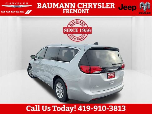 New 2026 Chrysler Voyager LX FWD image 8