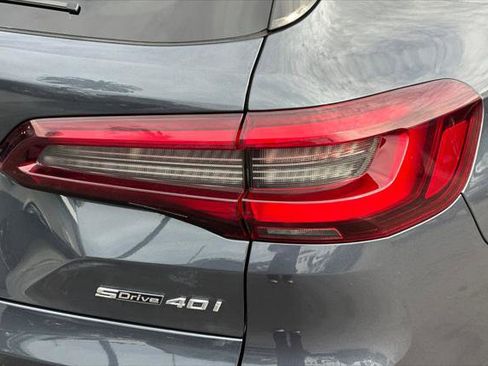 Used 2021 BMW X5 sDrive40i w/ Parking Assistance Package image 27