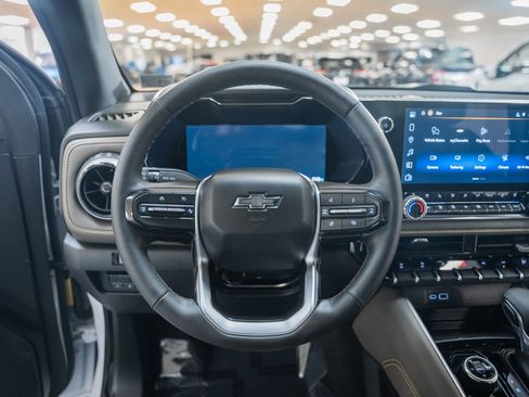 Used 2026 Chevrolet Colorado ZR2 image 37