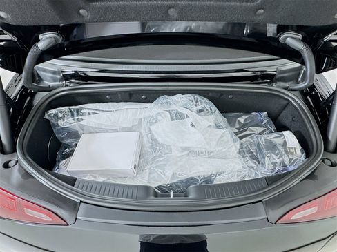 New 2026 Mercedes-Benz SL 63 AMG S e Performance 4MATIC image 27