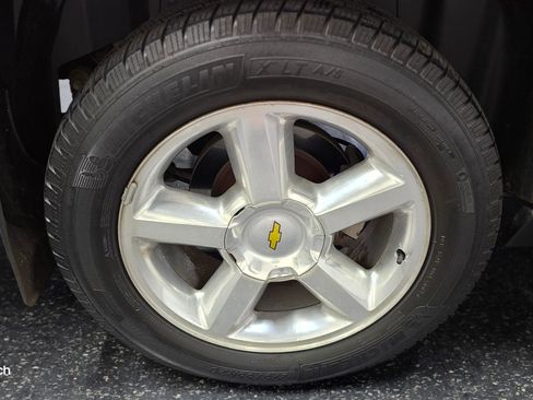 Used 2007 Chevrolet Avalanche LTZ w/ LTZ Preferred Equipment Group AWD/4WD image 23