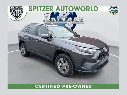 Used 2022 Toyota RAV4 XLE image 1